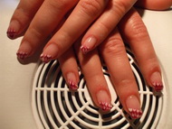 Zselés műköröm díszítés